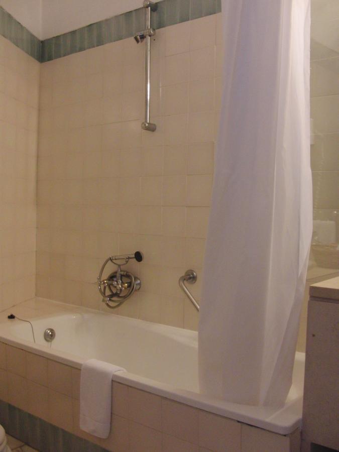 Doppelzimmer mit Balkon