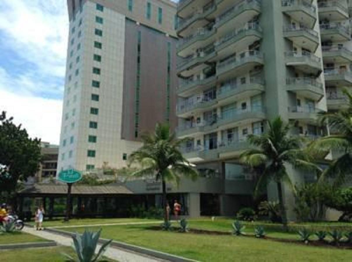 Apartamento com Varanda
