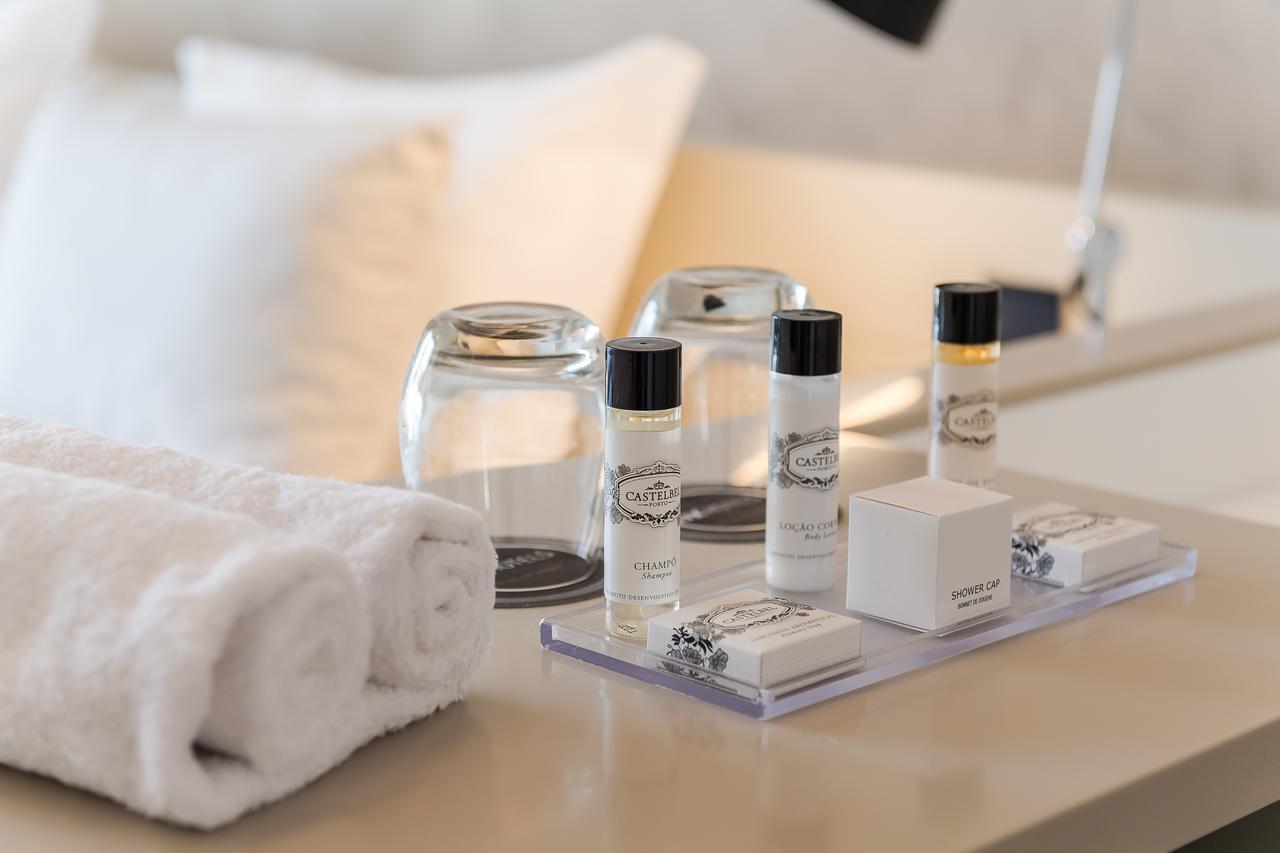 Quarto Deluxe com Cama de Casal ou 2 de Solteiro e Varanda