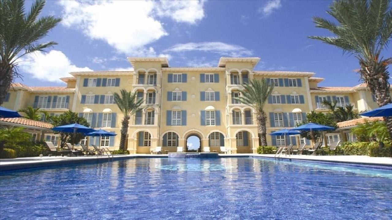 One-Bedroom Villa w/Pool Garden View