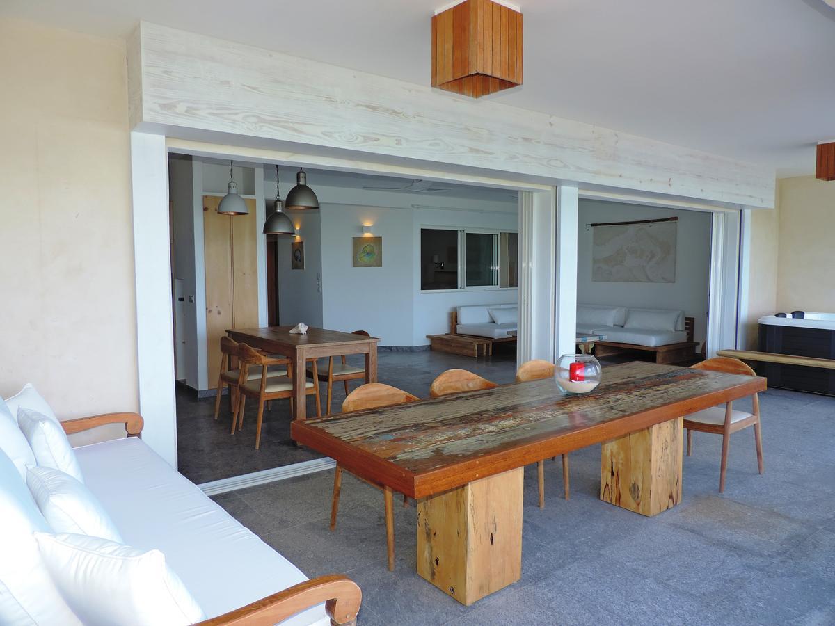 Deluxe Suite with Sea View