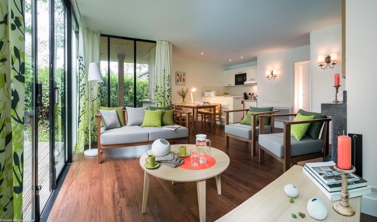 Premium Cottage Pagode,558992523:JPEG