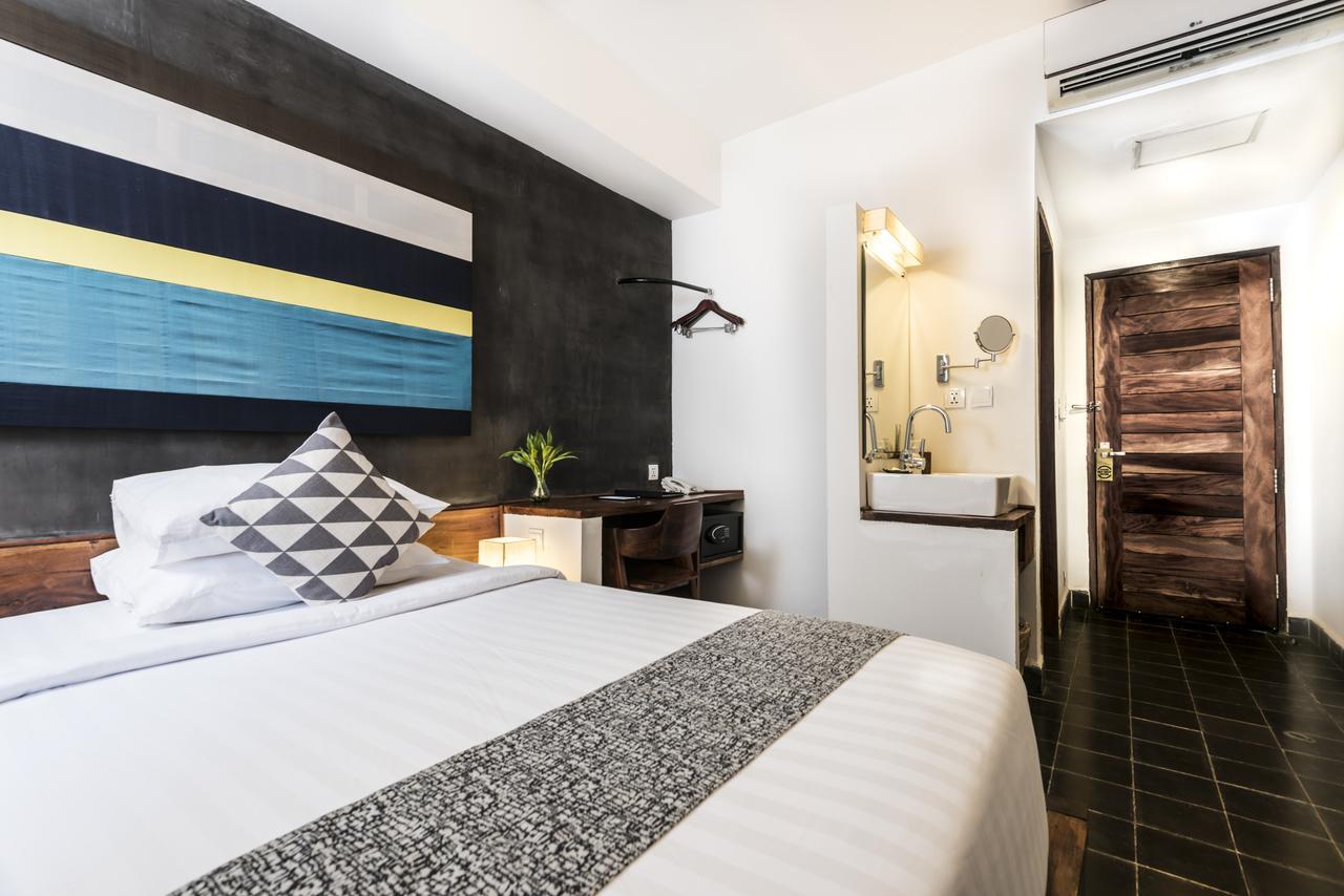 Standard Single Room,687936108:JPEG
