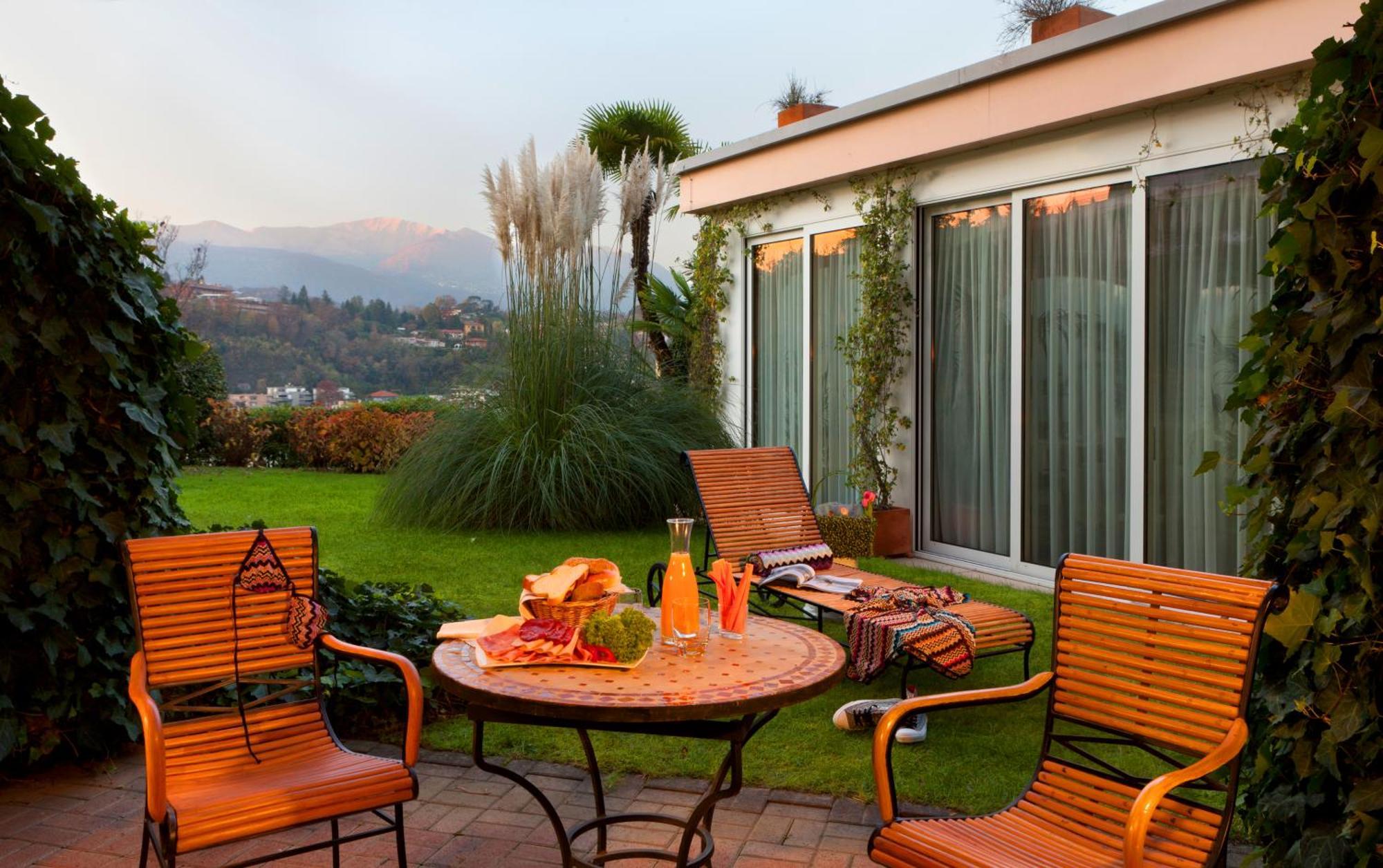 Suite Garden Access,631665399:JPEG