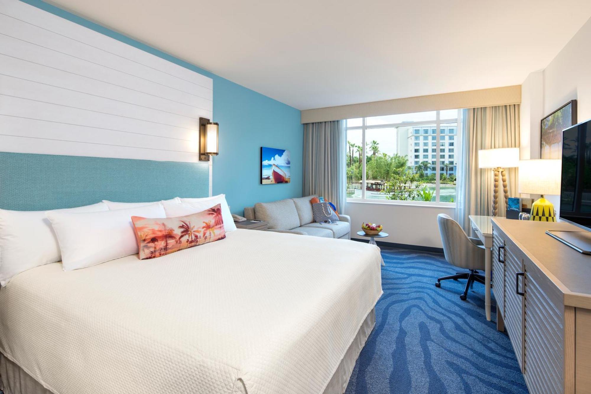Quarto com Vista da Lagoa - Cama King-size (Inclui Entrada Antecipada no Parque*)