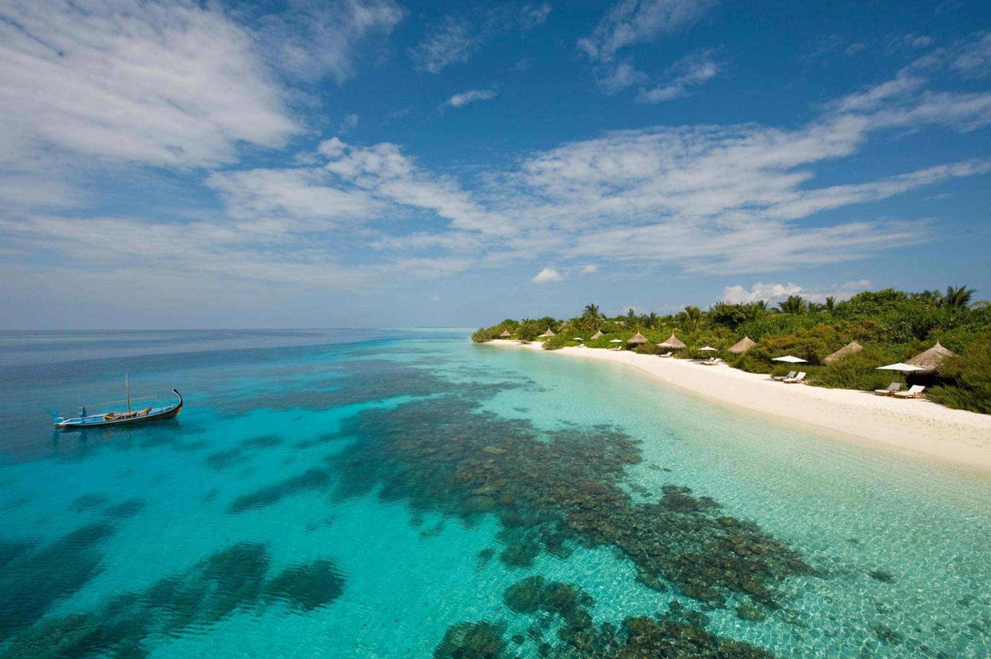 Beach Twin Villa with Pool - Room Rate inclusive of breakfast for 2 adults