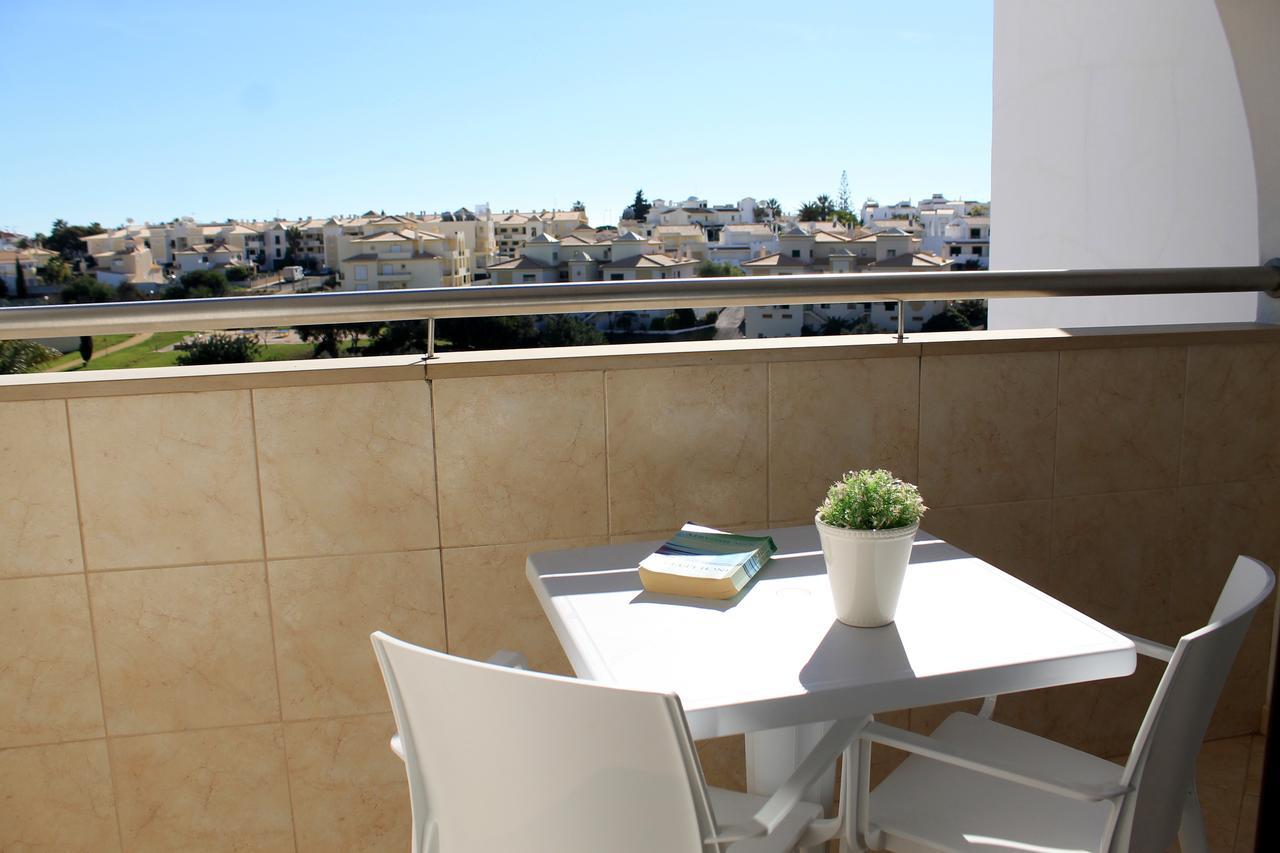 Apartamento com 1 Quarto
