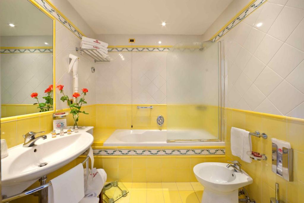 Junior Suite con Vista Mare Parziale