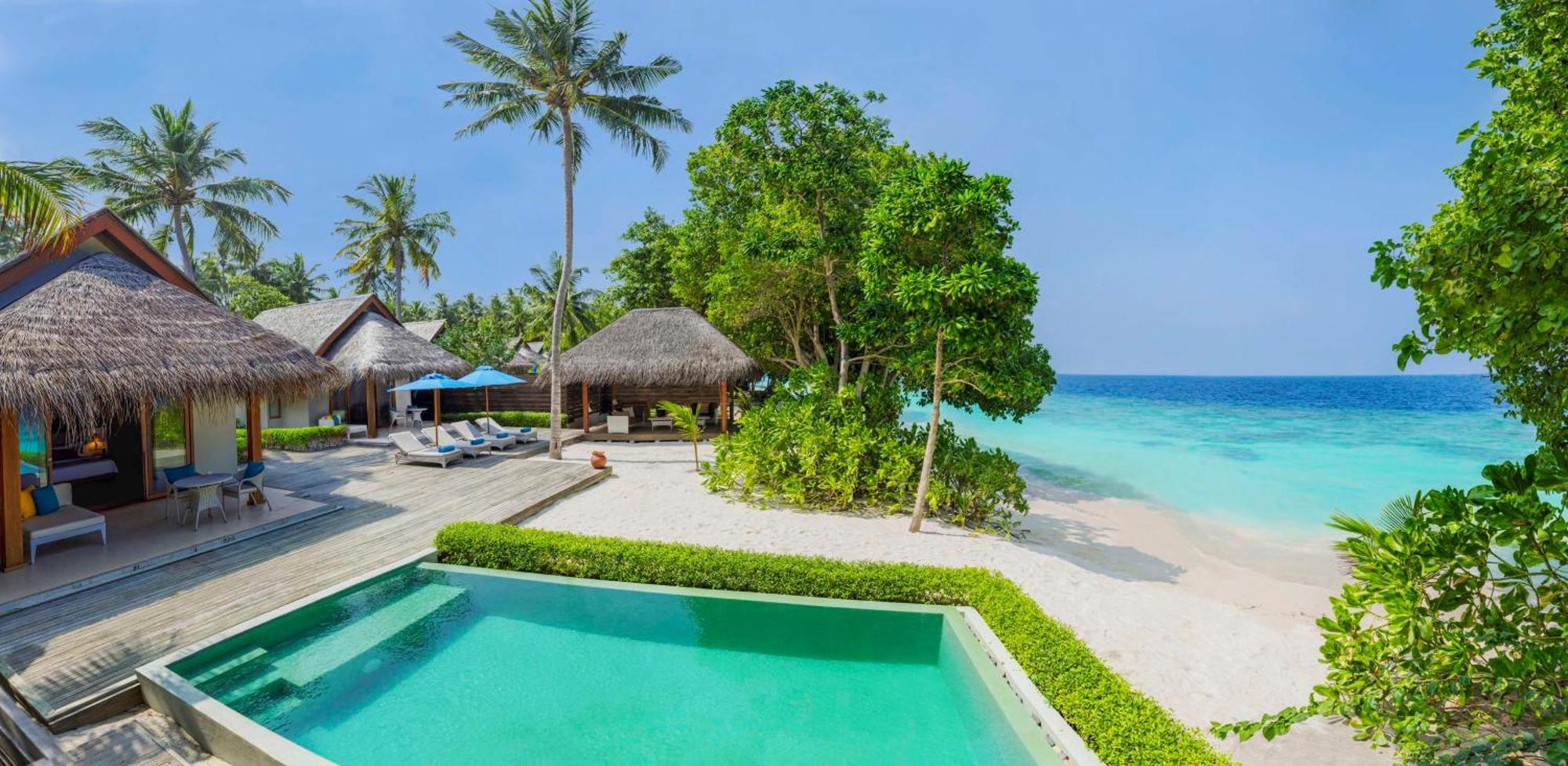 Villa 2 Chambres avec Piscine - Côté Plage - 262 m² - Service de Majordome