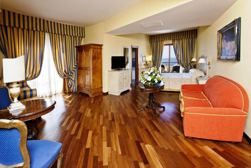 Junior Suite Sea View,257501685:JPEG