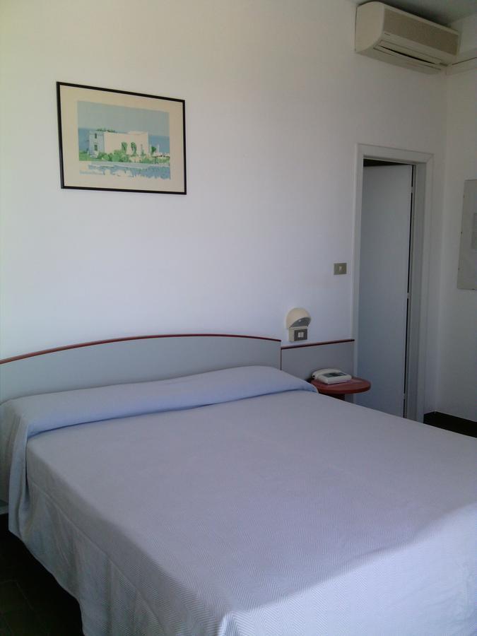 Flexible Room,639756549:JPEG