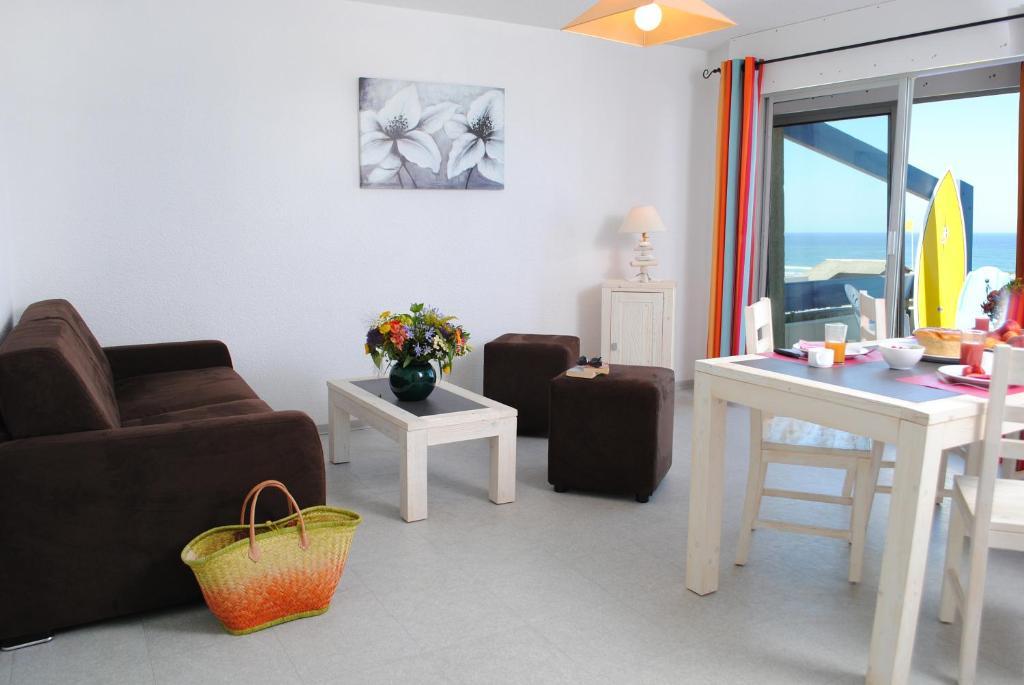 One-Bedroom Apartment,113424956:JPEG