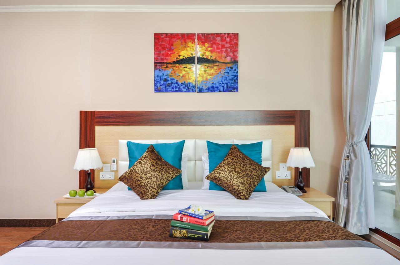Honeymoon Suite Jacuzzi