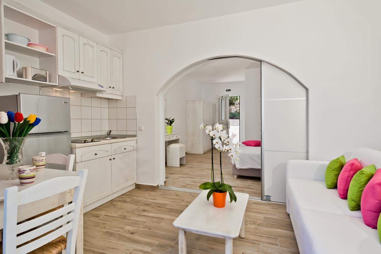 Studio Open Plan Sea View