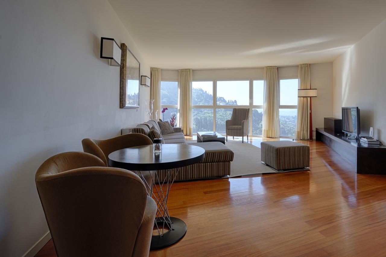 Executive Suite,645605457:JPEG