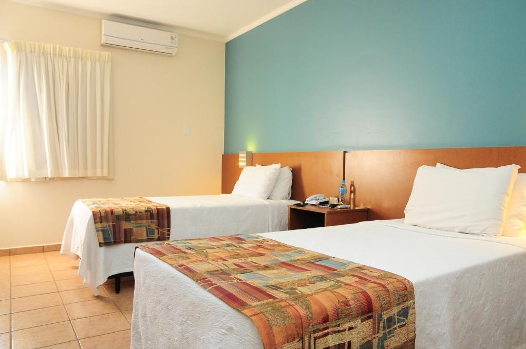 Quarto Deluxe com 2 Camas de Solteiro