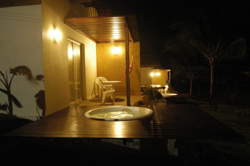 Quarto Bangalô Triplo com Vista do Mar e Piscina Privativa