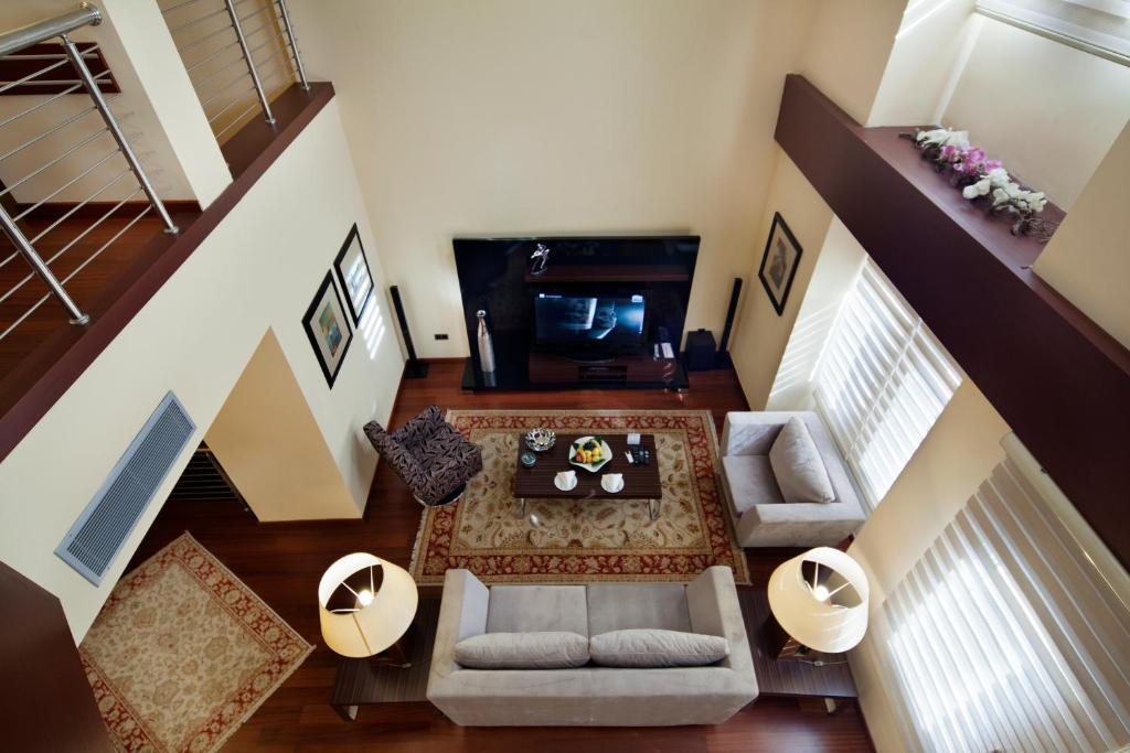 Triplex Presidential Suite