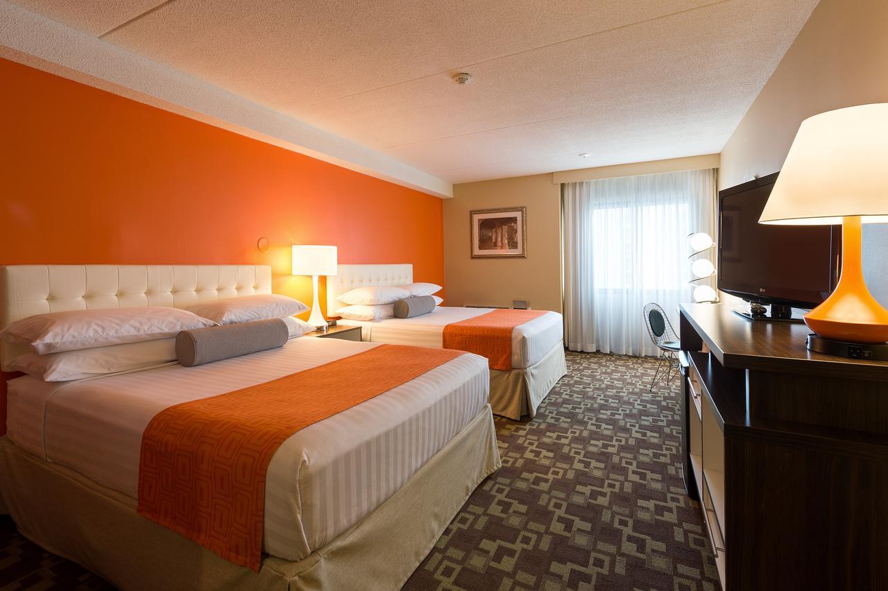 Balcony Queen Room Two Queen Beds Non-Smoking