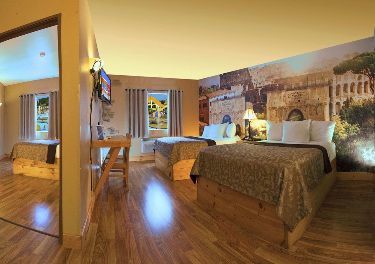 Hotel Room 3 Queen (includes free water & theme park passes)