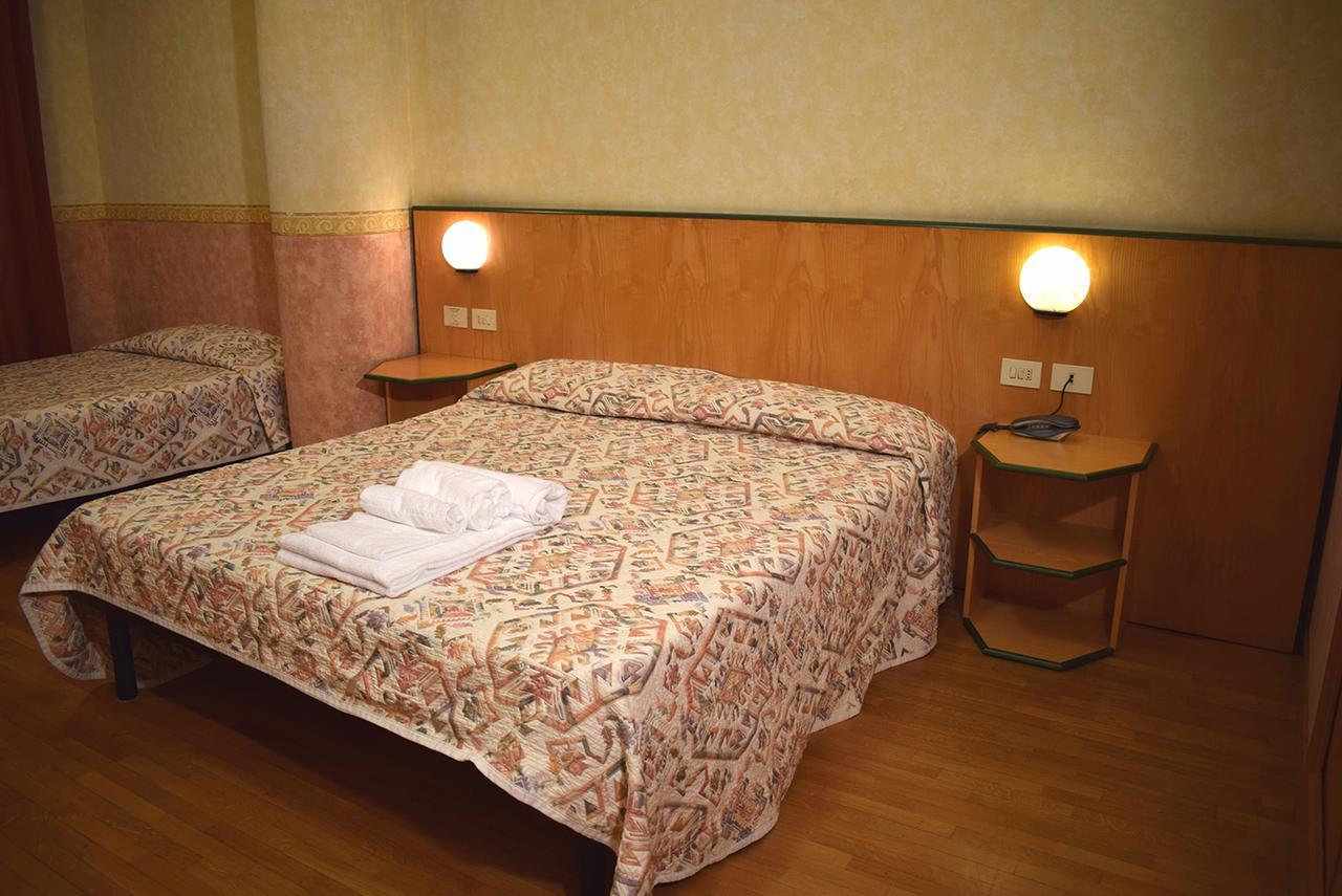 Economy Double or Twin Room,1656182395:JPEG