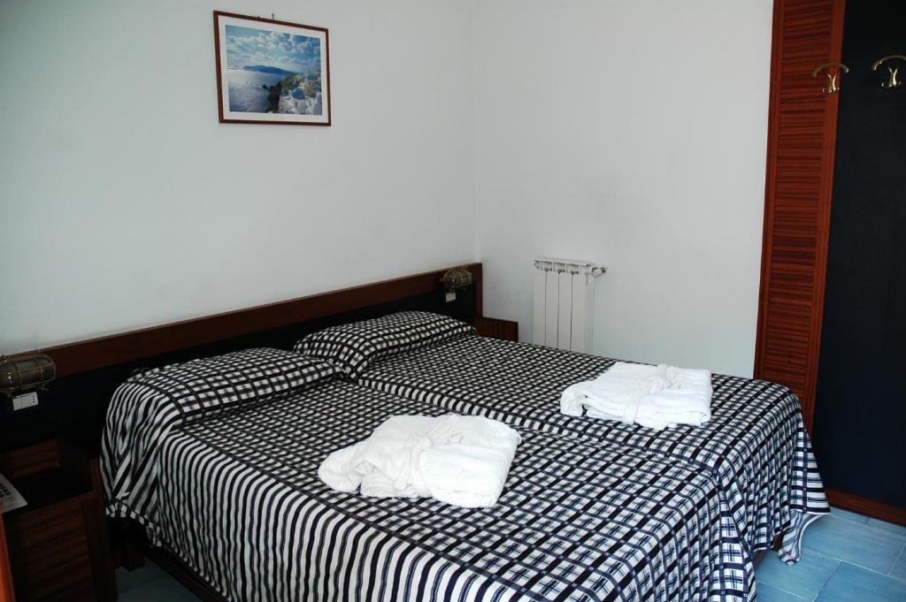 Quarto Standard com Cama de Casal ou 2 de Solteiro