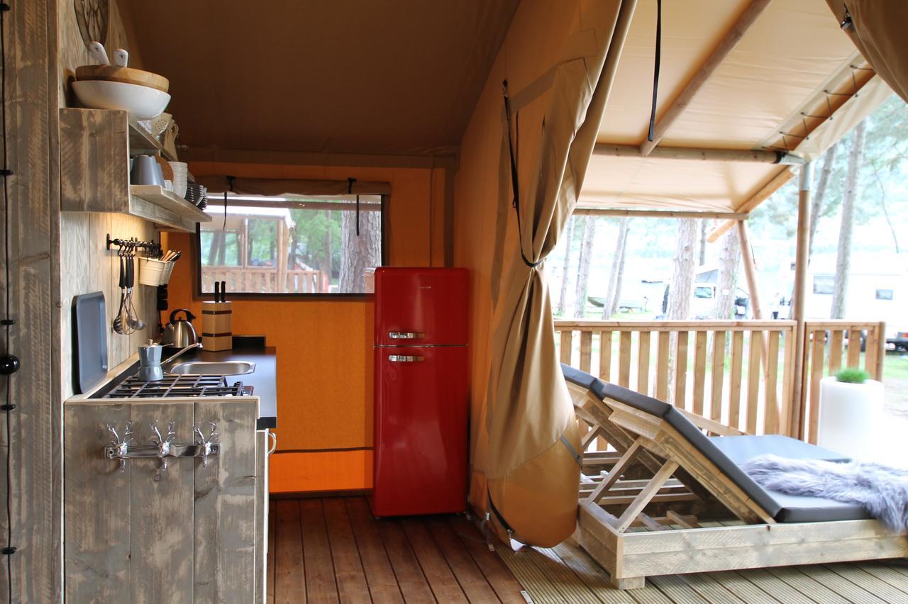 Safari Lodge Deluxe
