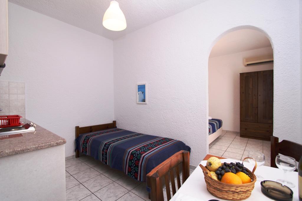 One-Bedroom Apartment Sea View