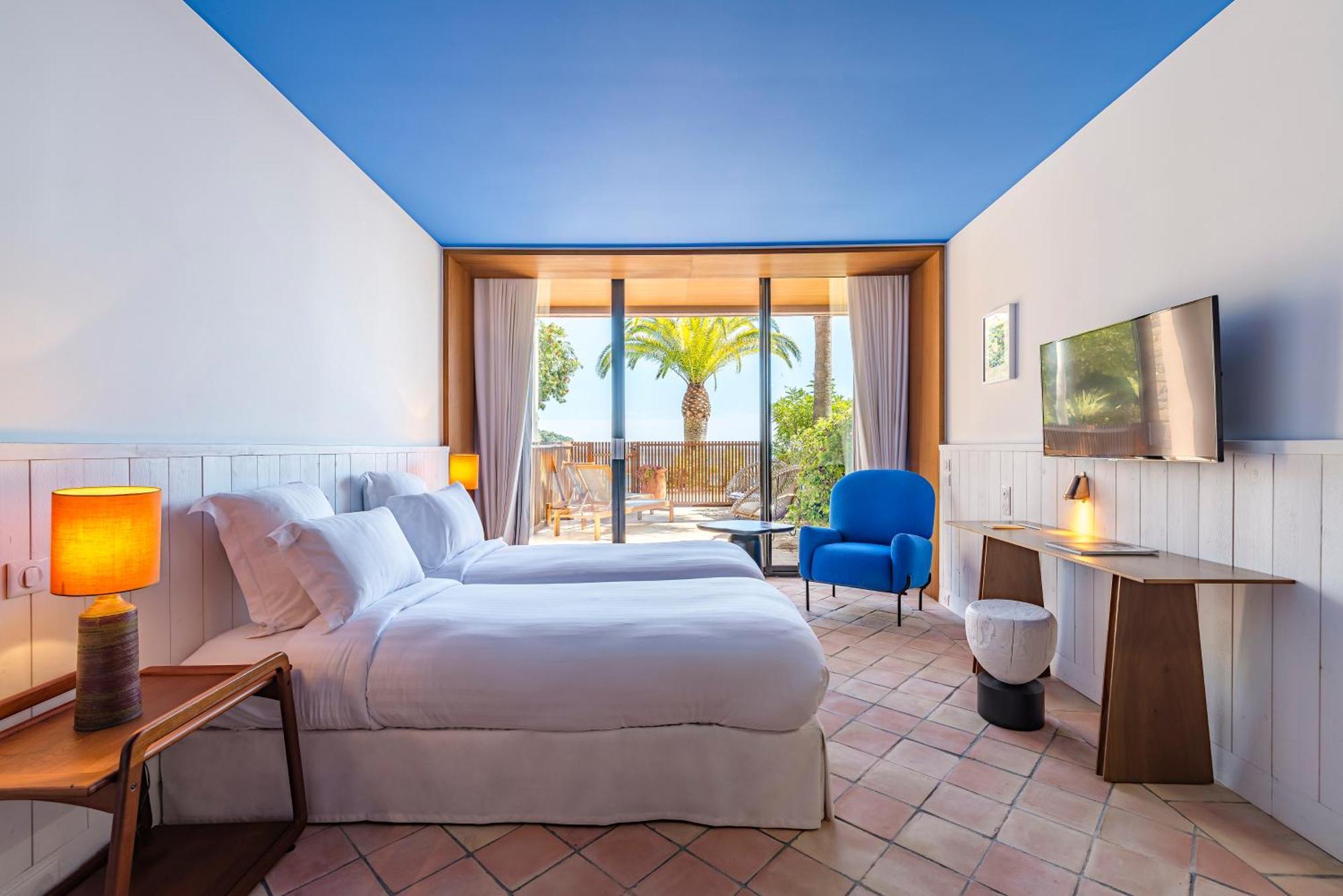 Chambre de 32 m² avec Terrasse - Niveau Piscine