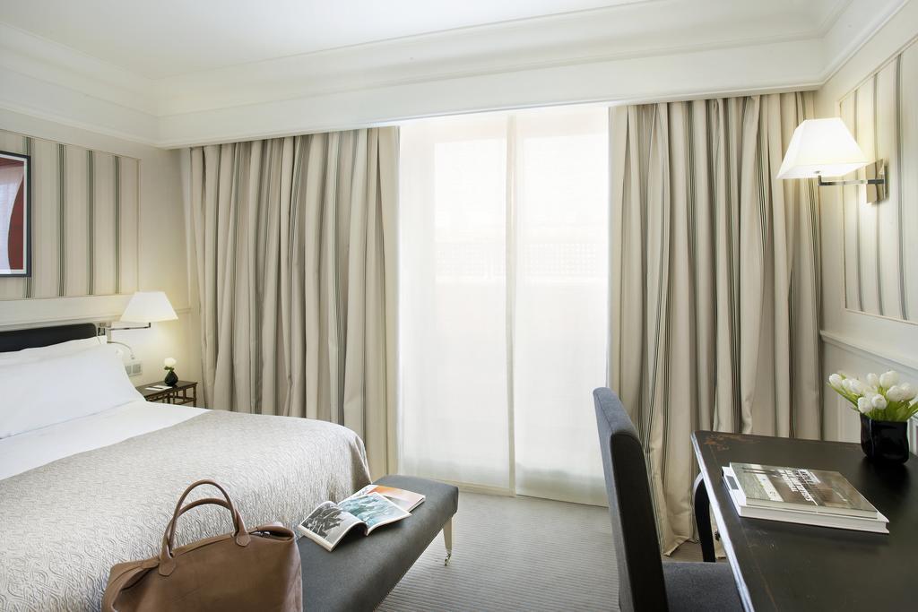 Chambre Double ou Lits Jumeaux Deluxe - Vue sur Ville