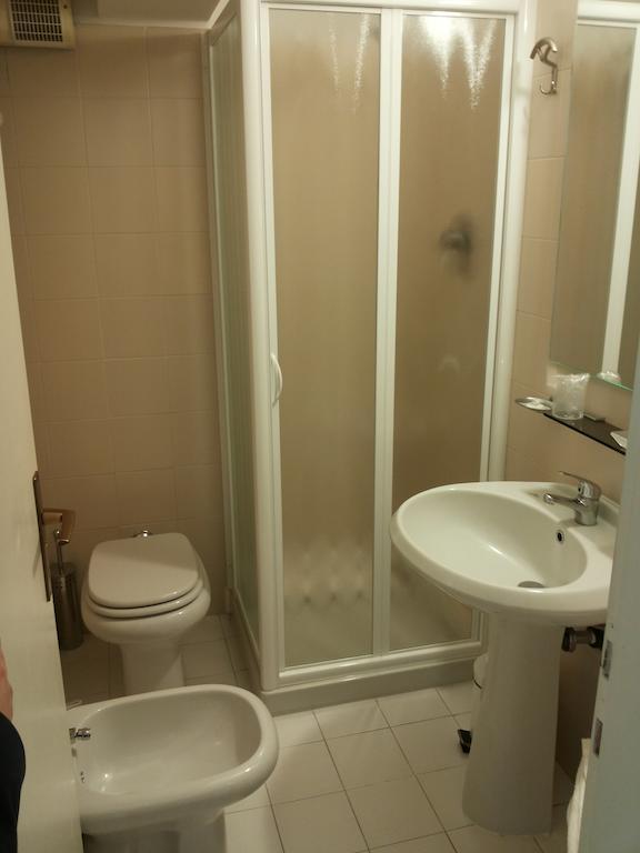 Economy Single Room Attic,338614291:JPEG