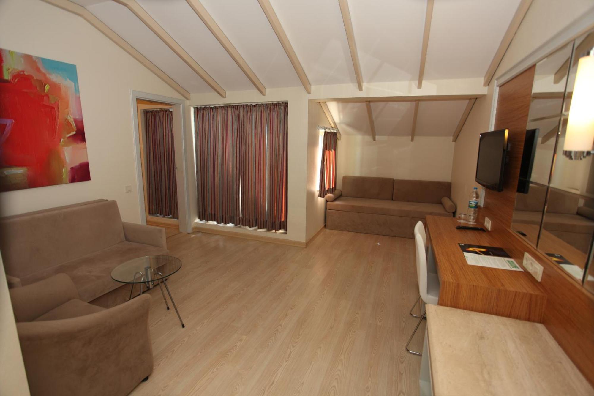 Familiekamer met Uitzicht op het Binnenland/ Weg