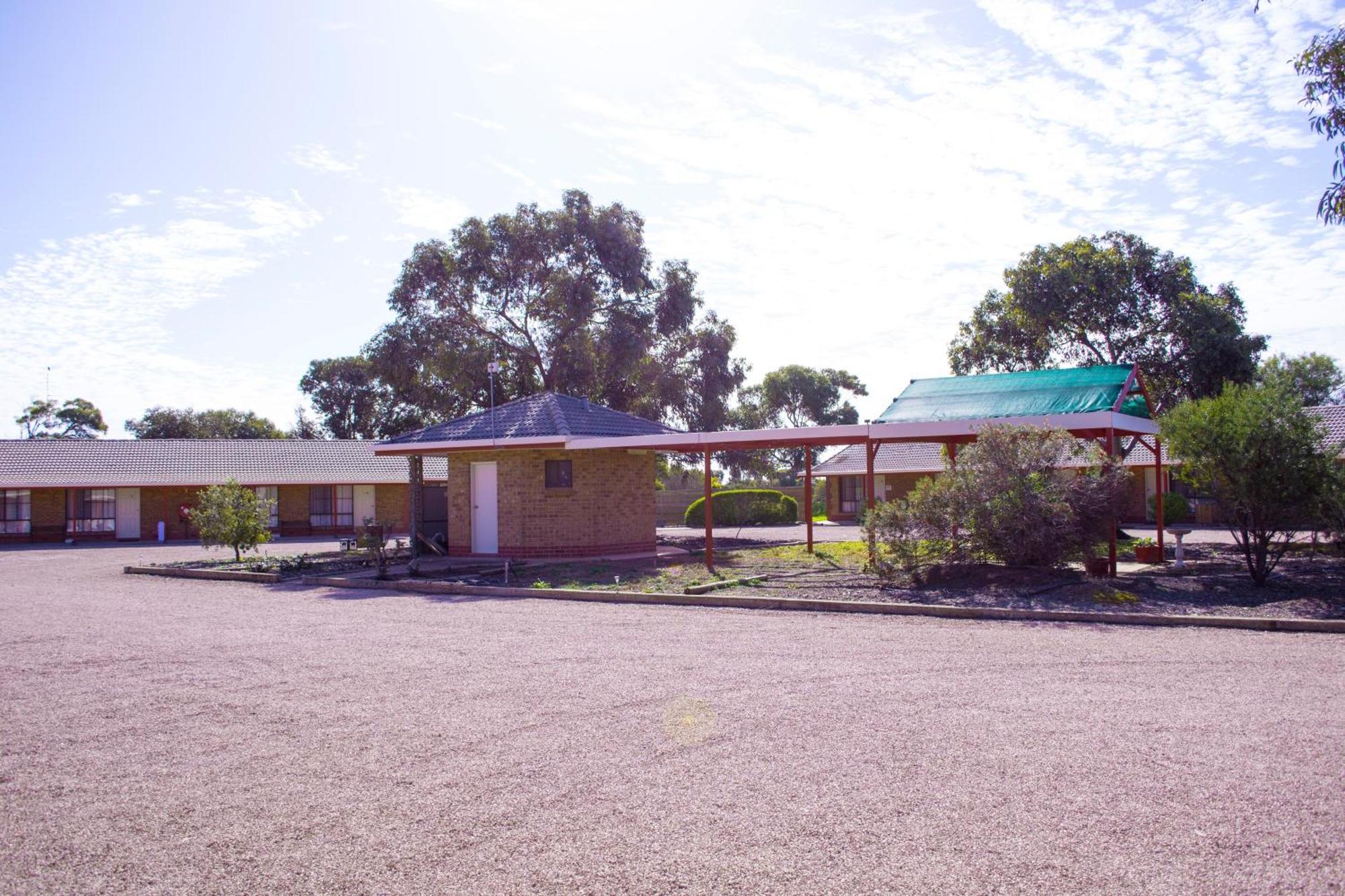 Deluxe Double or Twin Room - Garden View