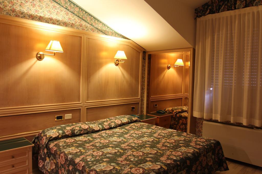 Double Room,1004910277:JPEG