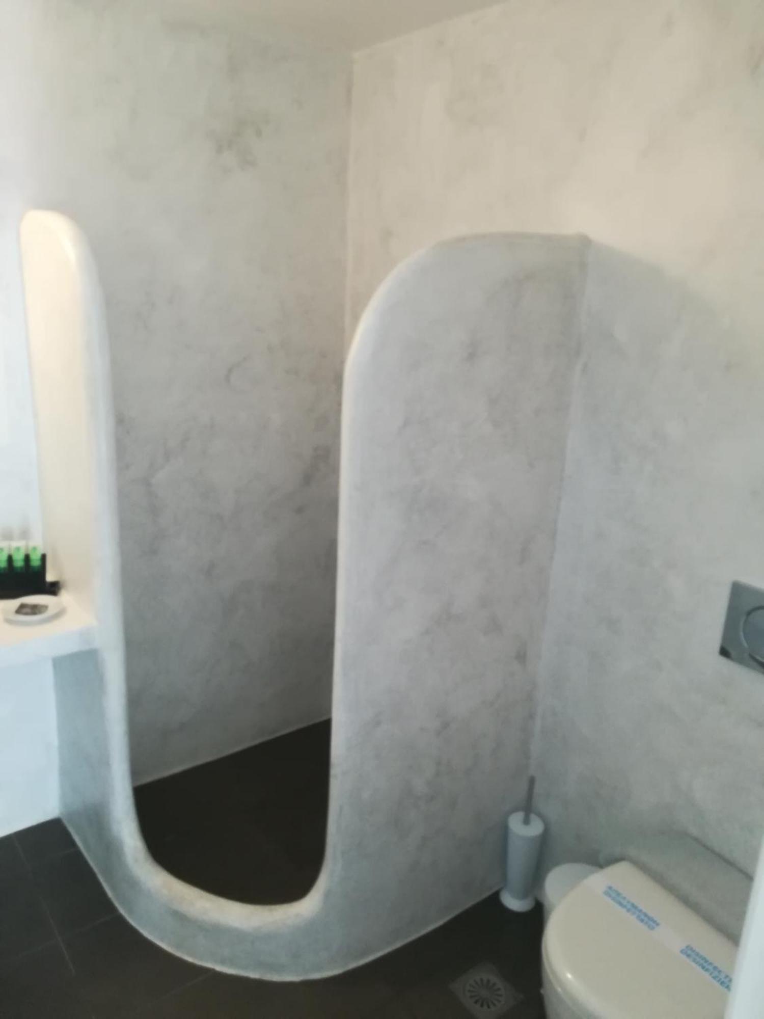 Double Room with Courtyard Access