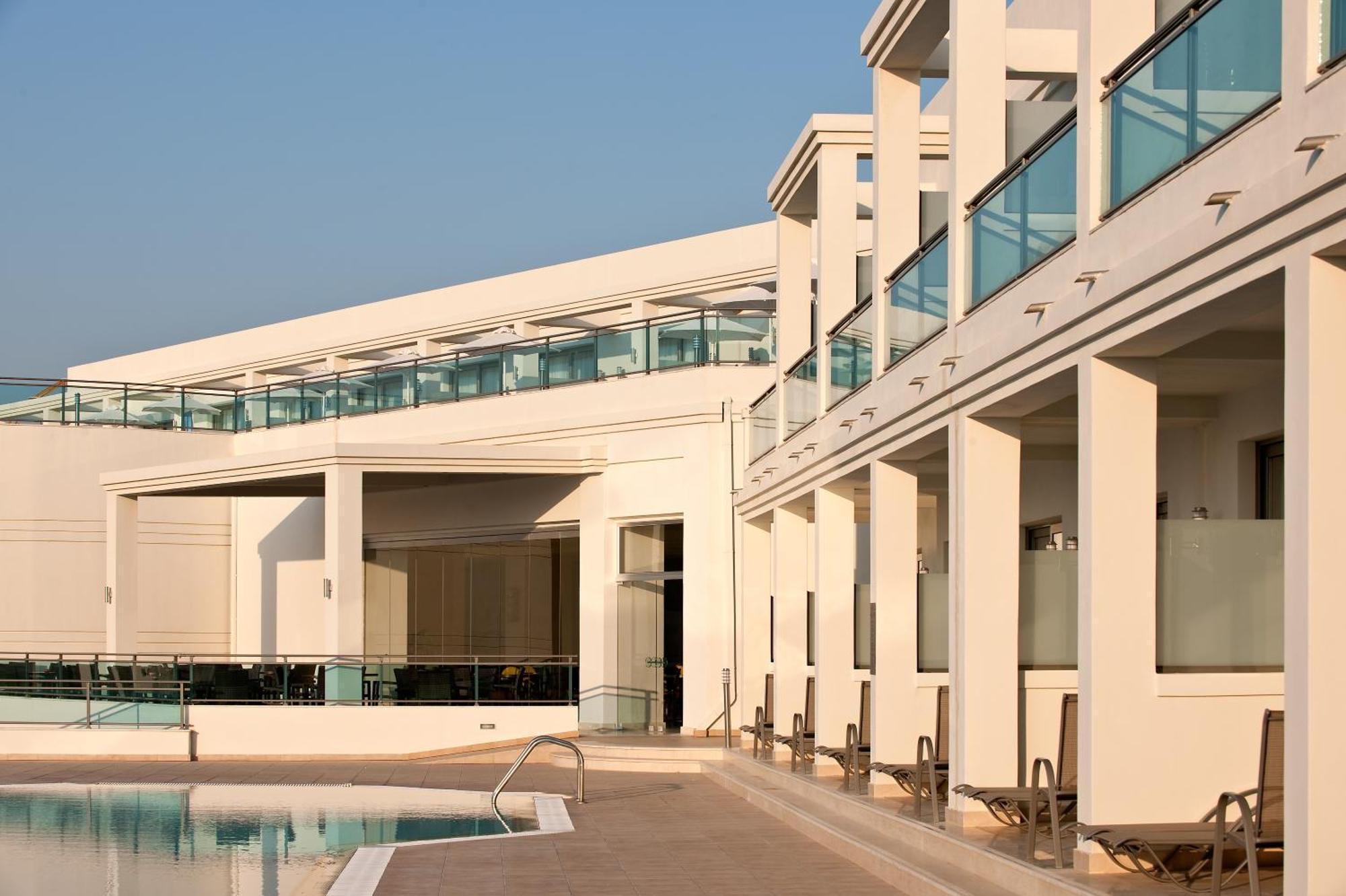 Junior Suite met Uitzicht op Zee en Gedeeld Zwembad