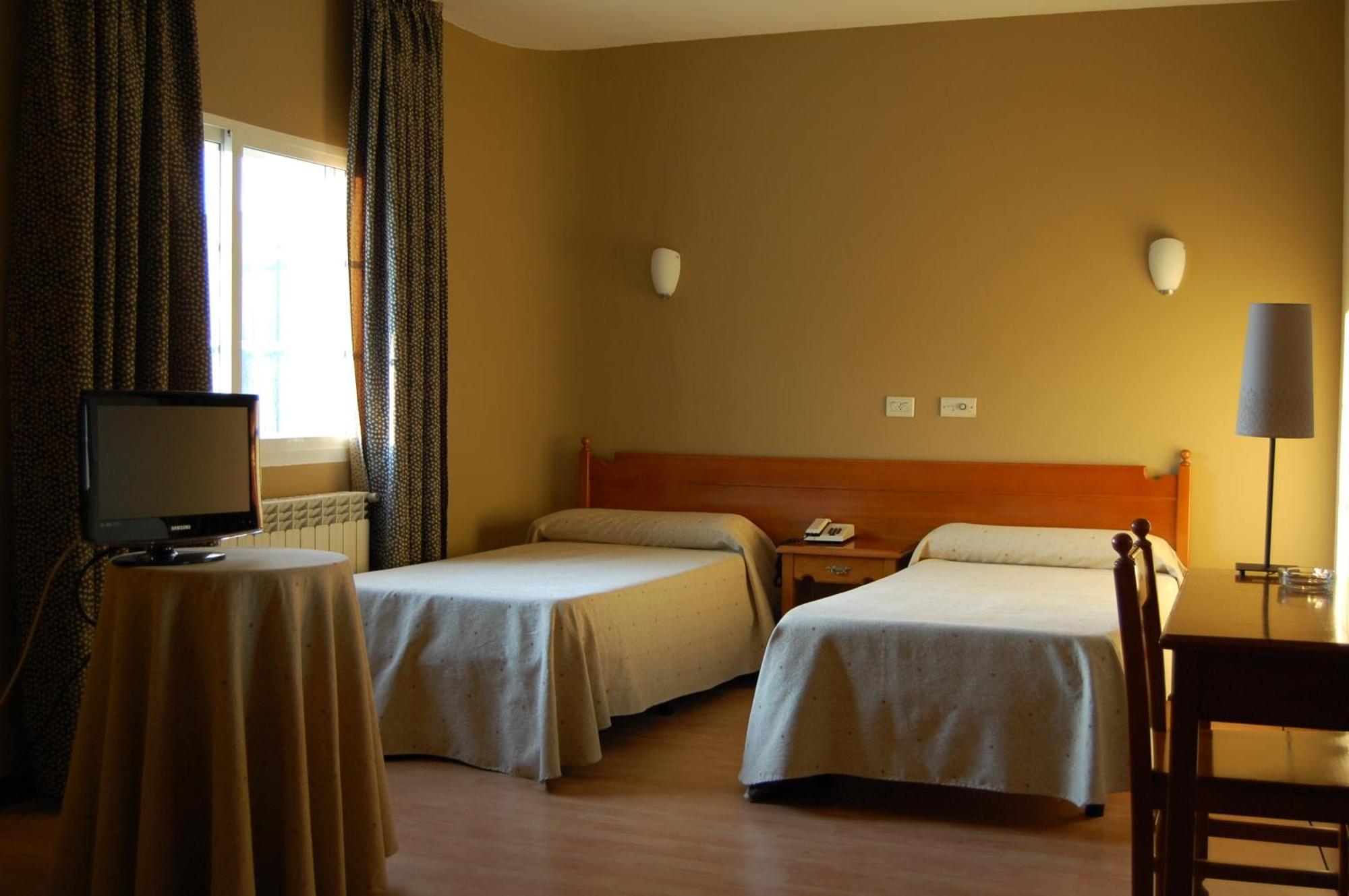 Double or Twin Room,700174822:JPEG