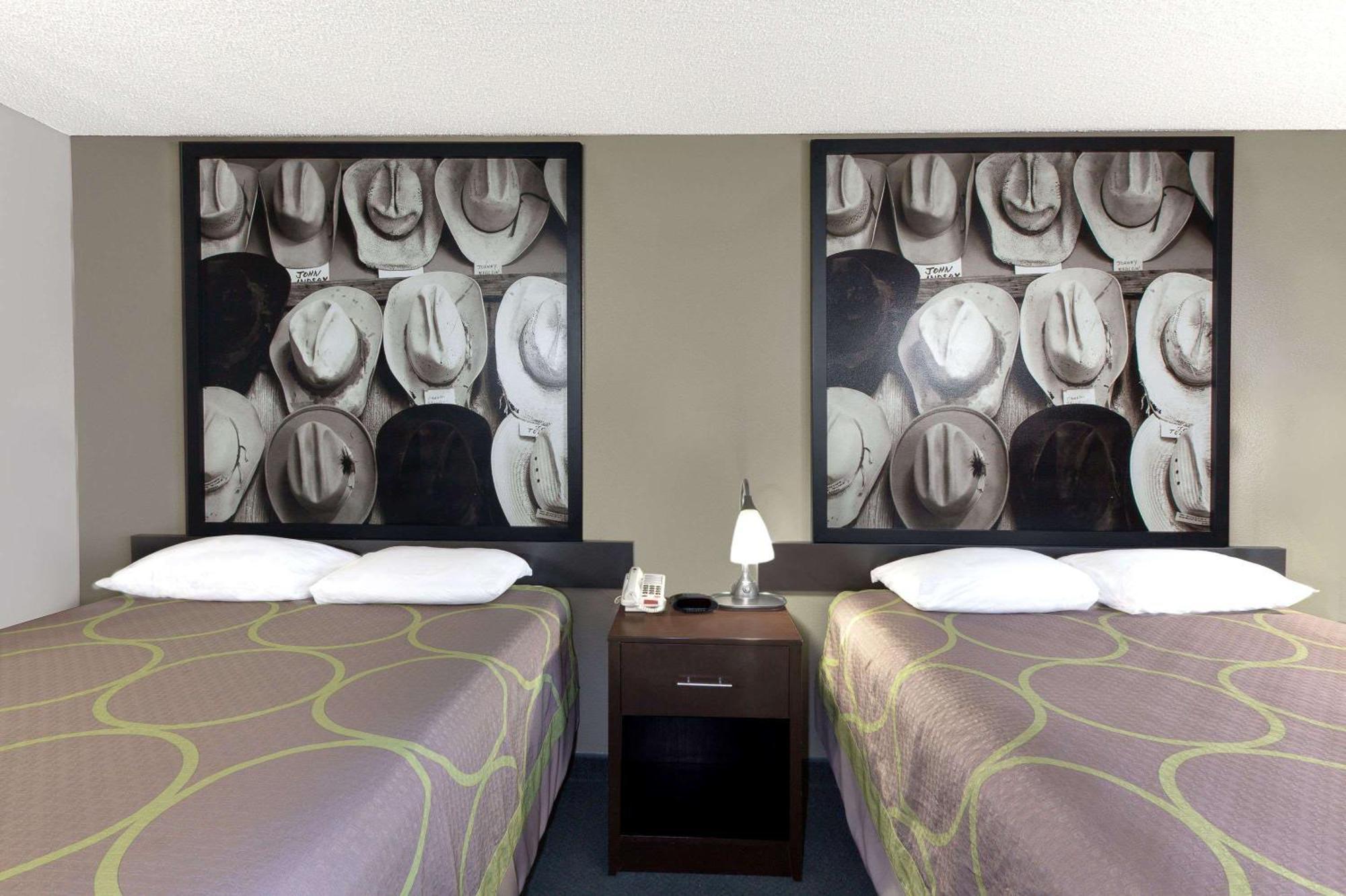 Queen Room with Two Queen Beds - Non-Smoking