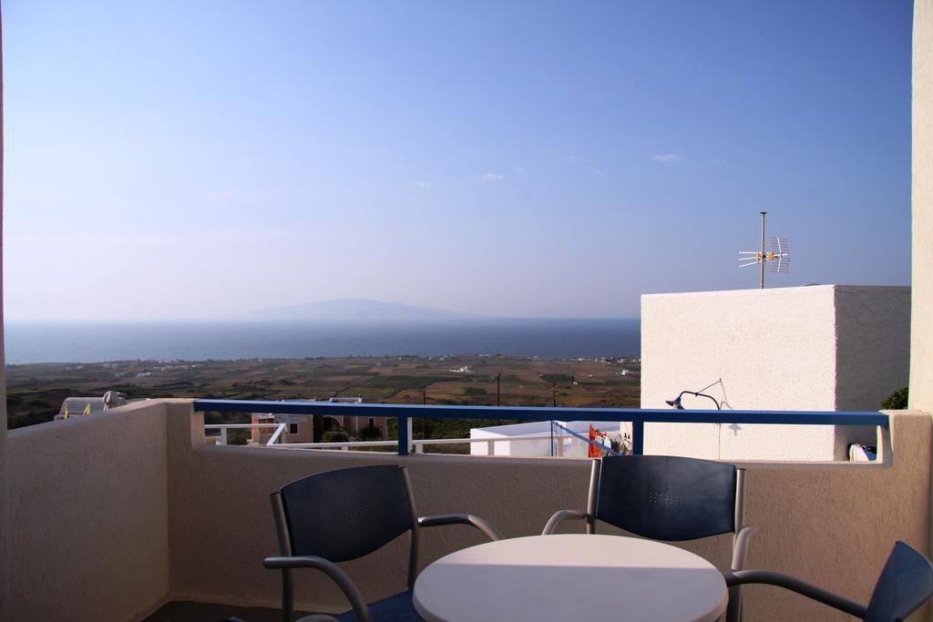 One-Bedroom Apartment Sea View