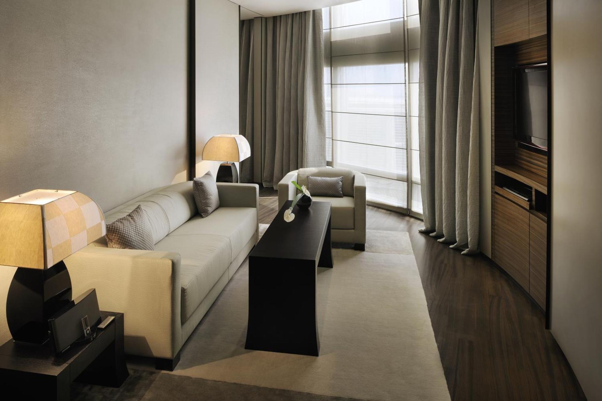 Armani Premiere Room,703261171:JPEG