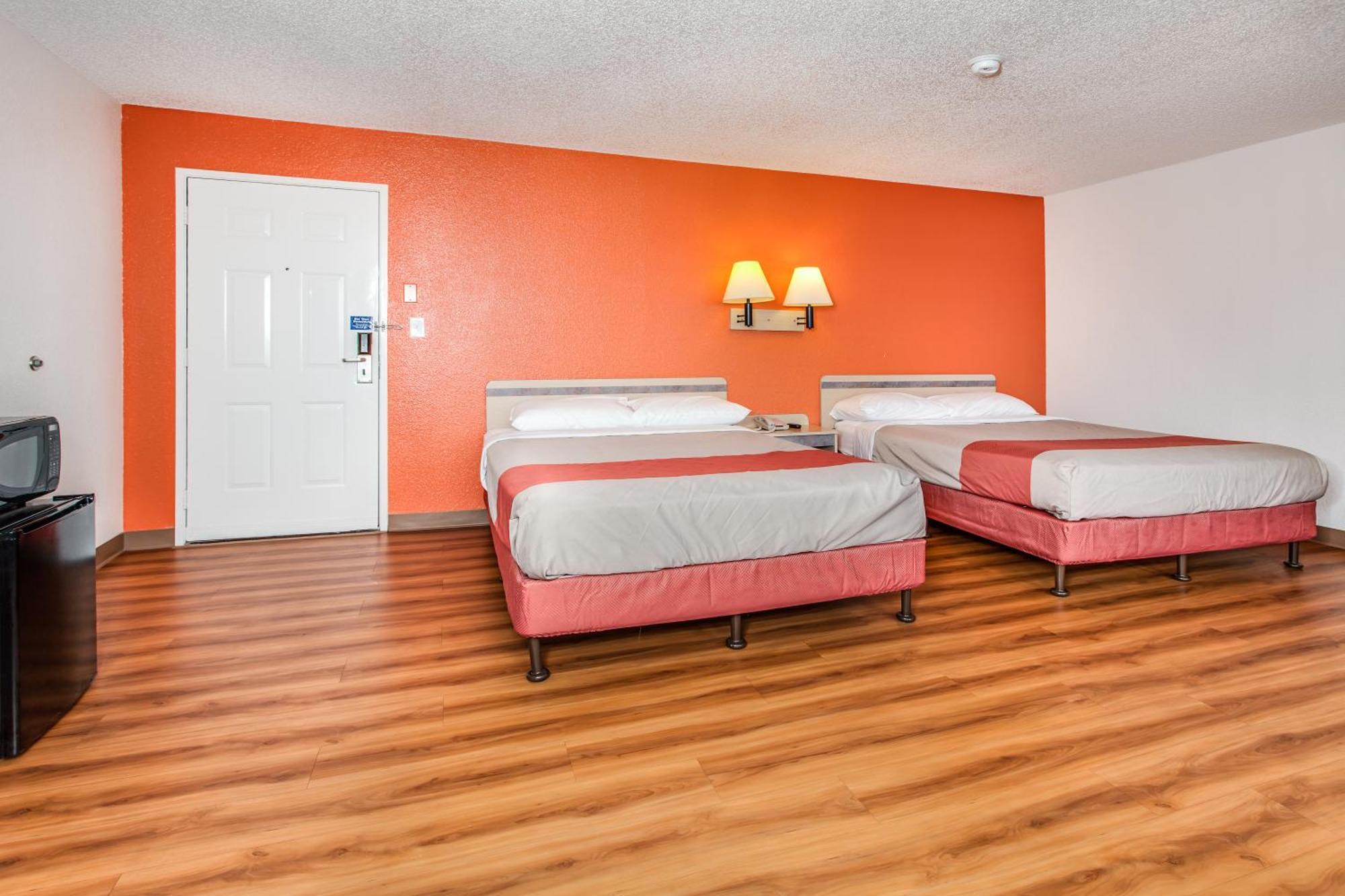 Deluxe Queen Room with Two Queen Beds