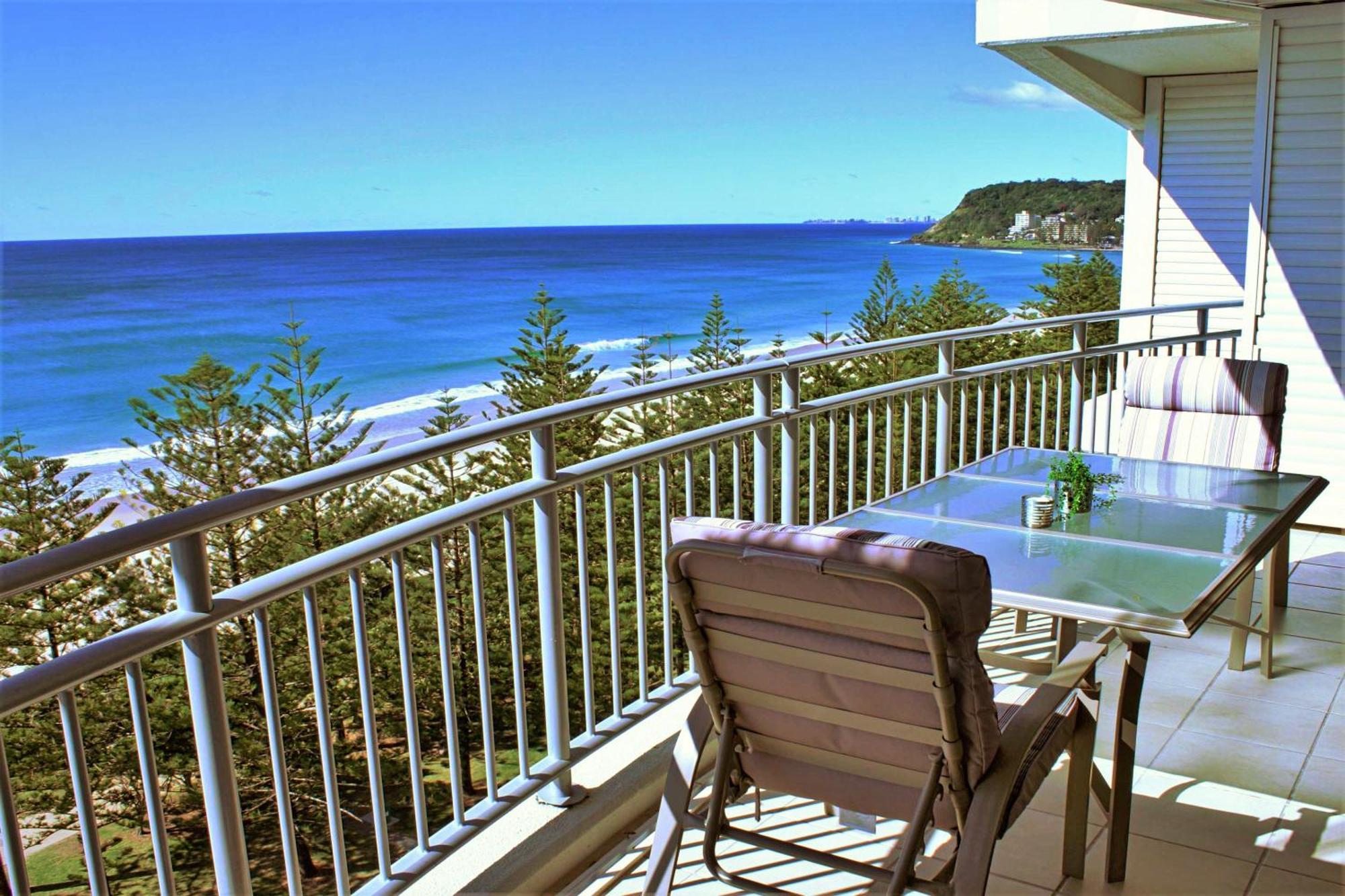 Three-Bedroom Apartment Ocean View