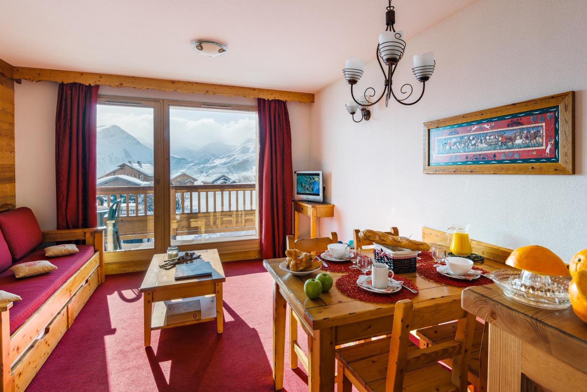 2-Room Cabin Apartment,1553613661:JPEG
