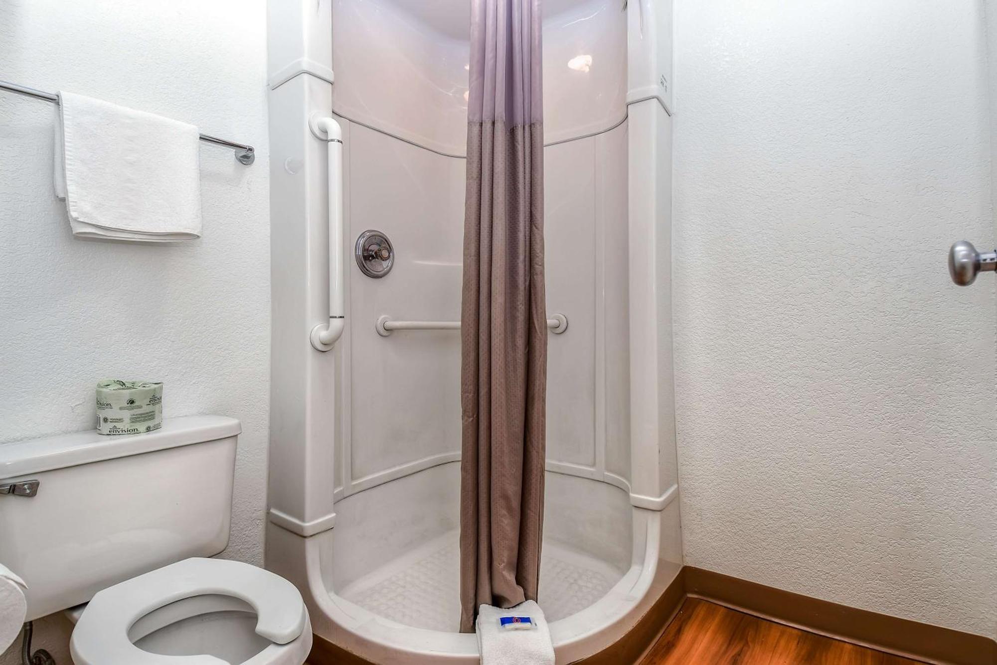 Double Room Disability Access Roll Shower