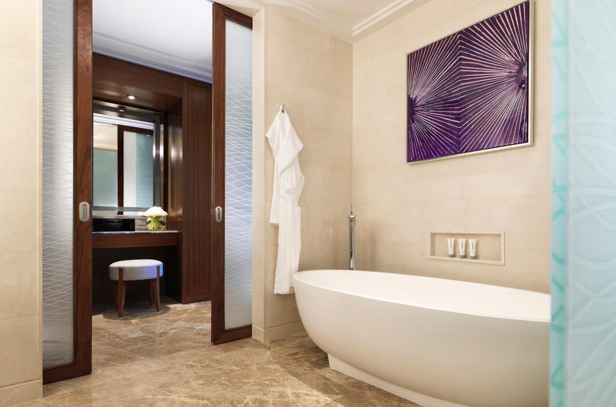 Deluxe Executive Suite,846277376:JPEG