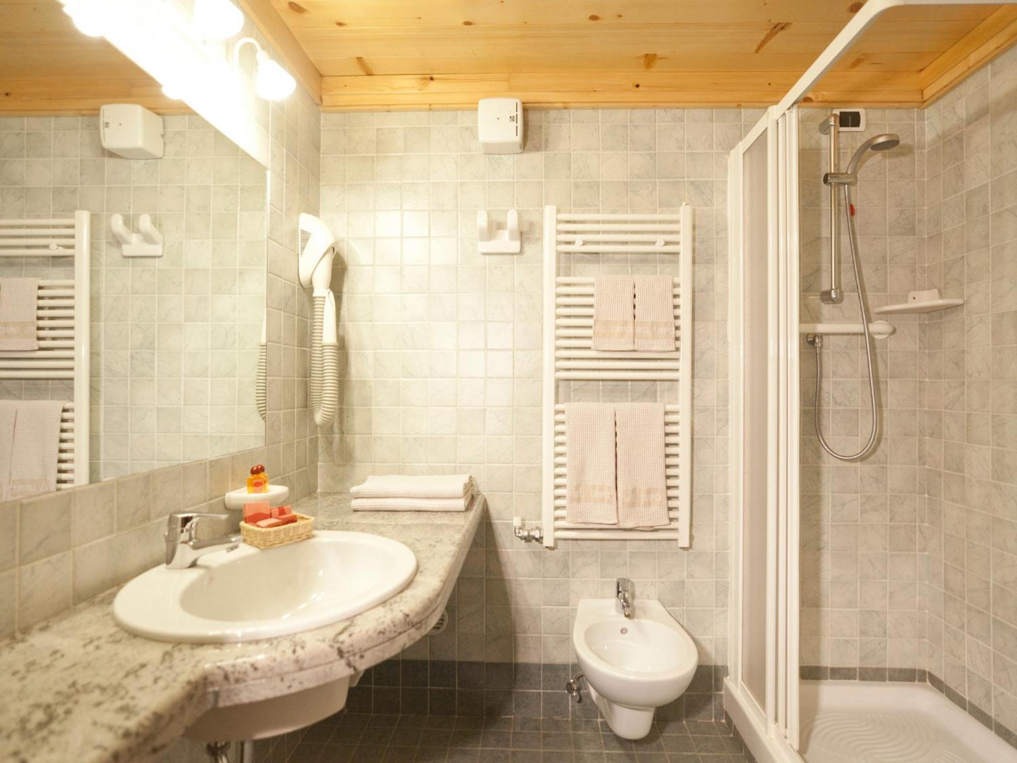 Double or Twin Room,407743389:JPEG