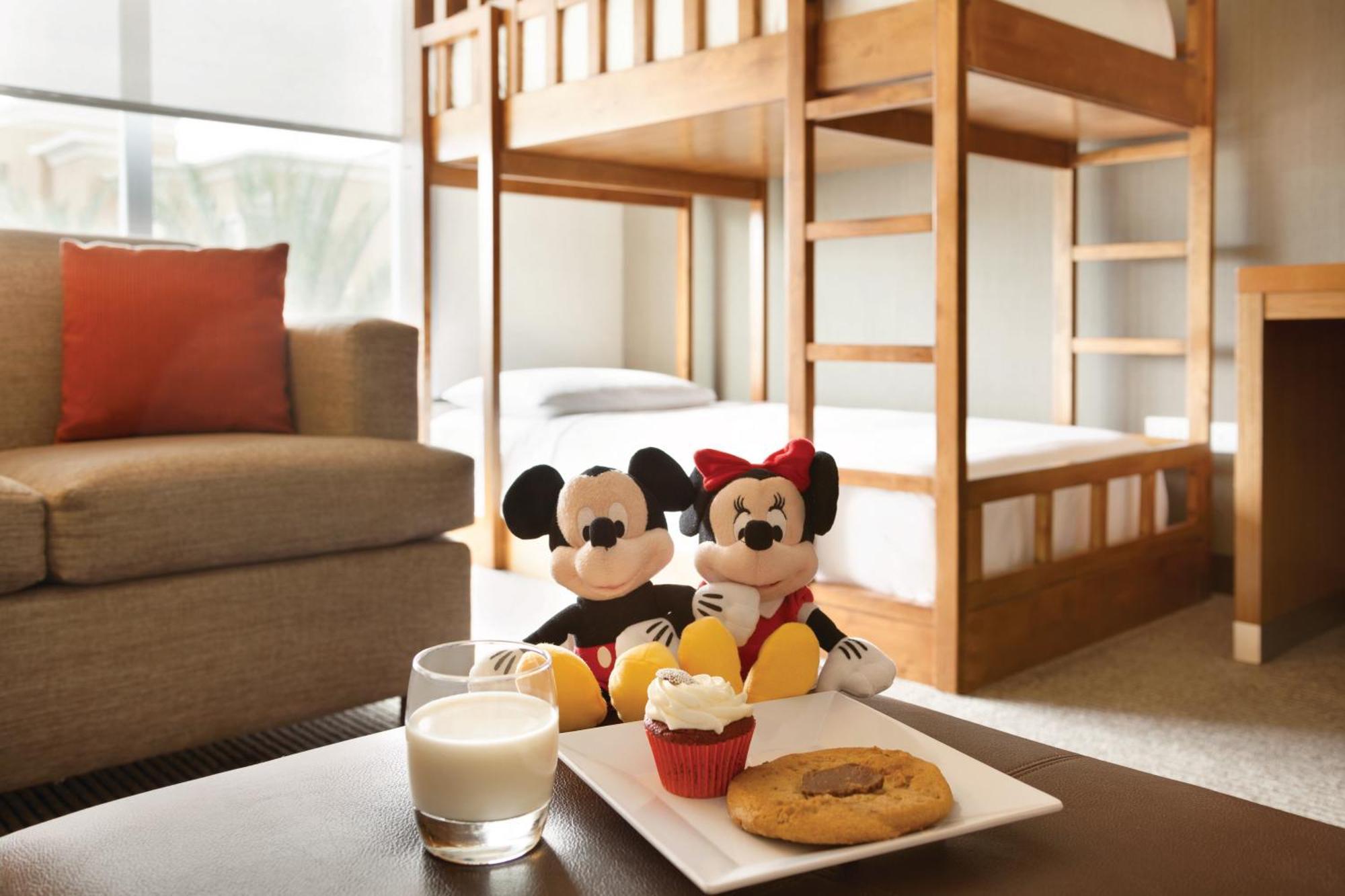 Quarto King Família com Sofá-Cama