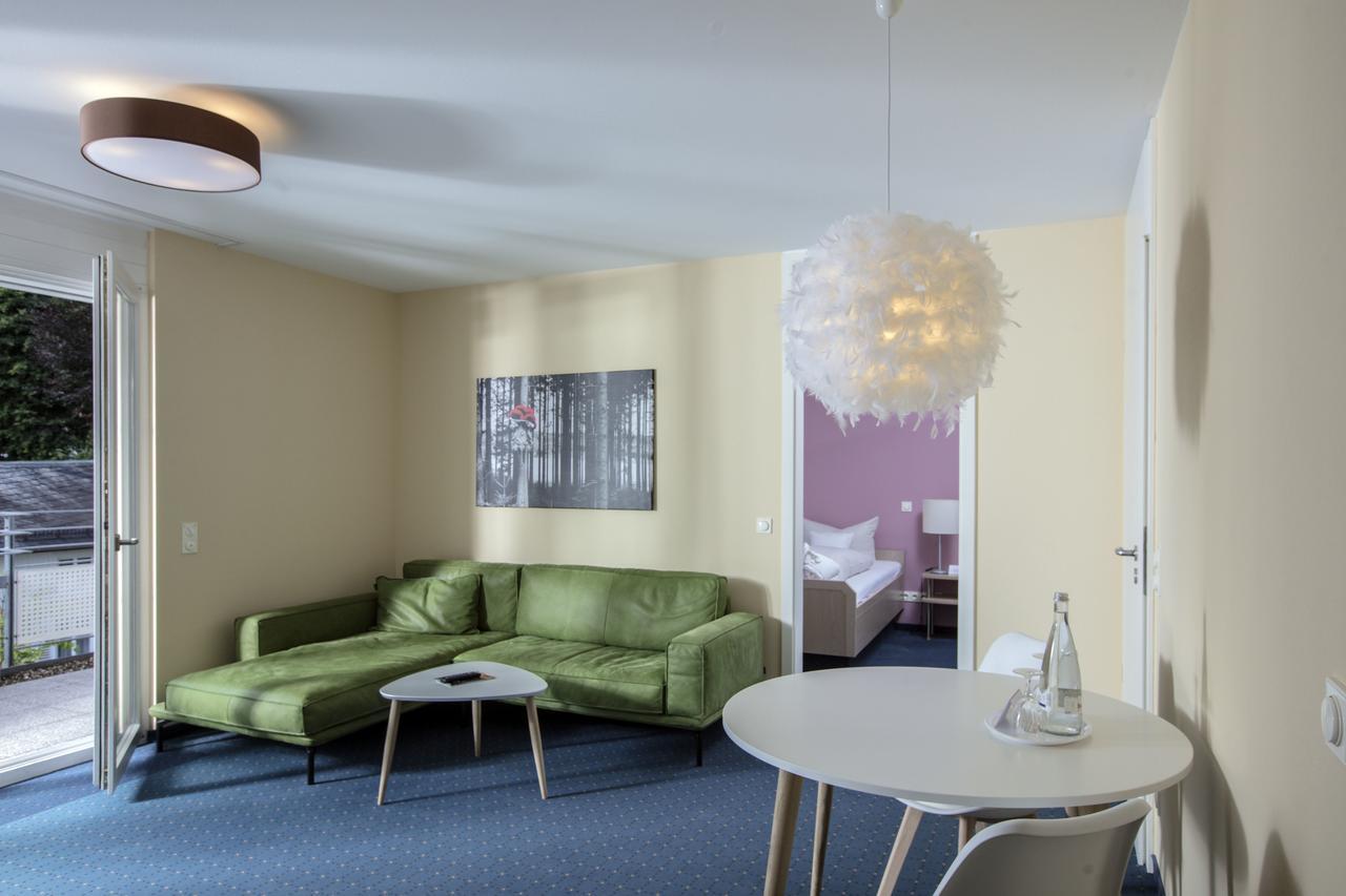 One-Bedroom Apartment,719252305:JPEG
