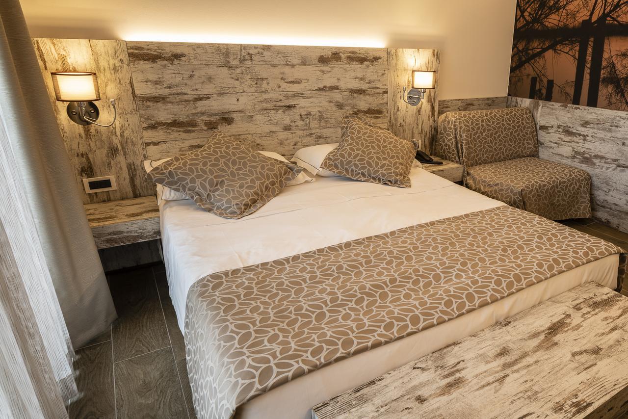 Junior Suite,719381467:JPEG