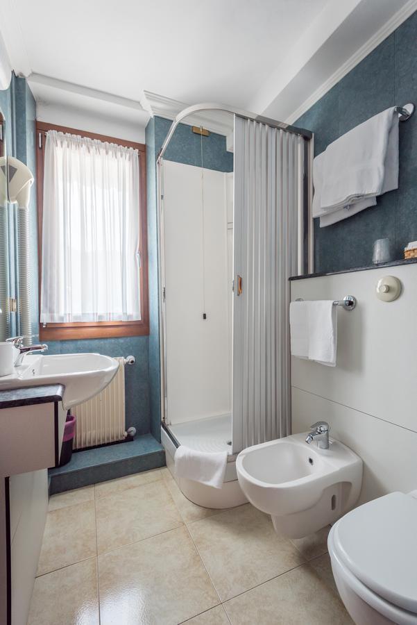 Double Room,720790588:JPEG